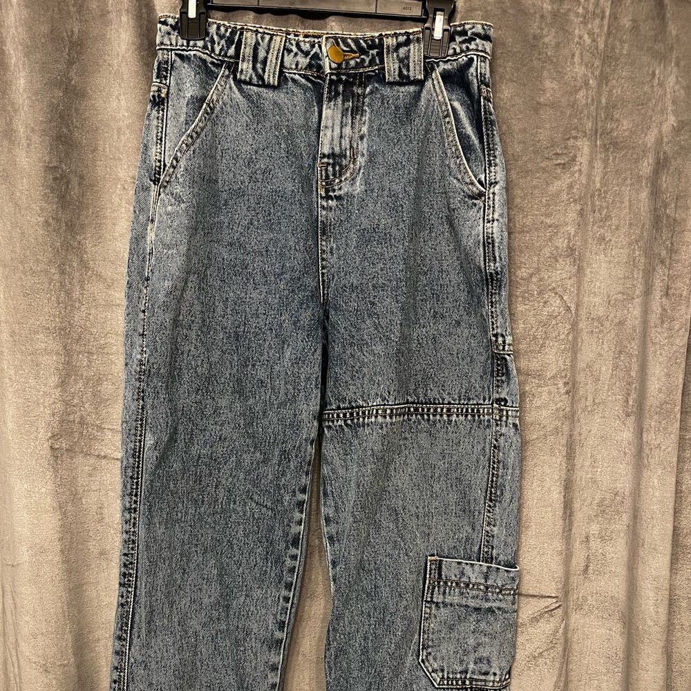 Boohoo (S) high waisted jeans